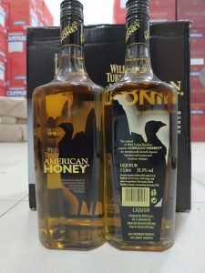 wild turkey american honey bourbon whiskey